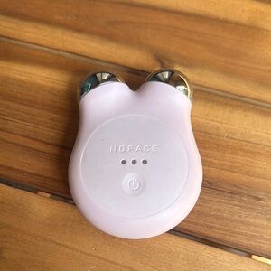 NuFACE Mini Facial Toning Device - Pink and Silver